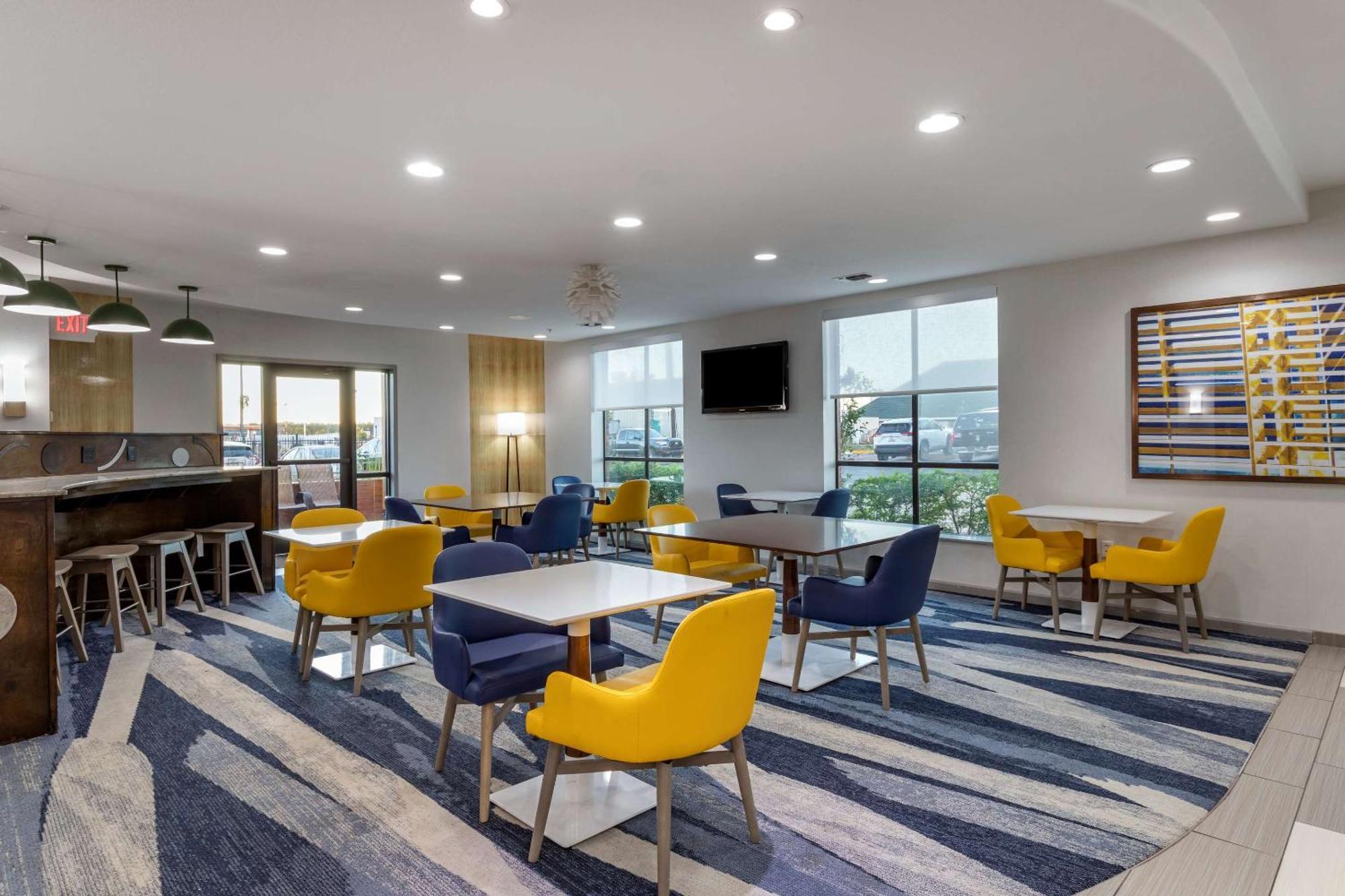 Comfort Suites Natchitoches Ngoại thất bức ảnh