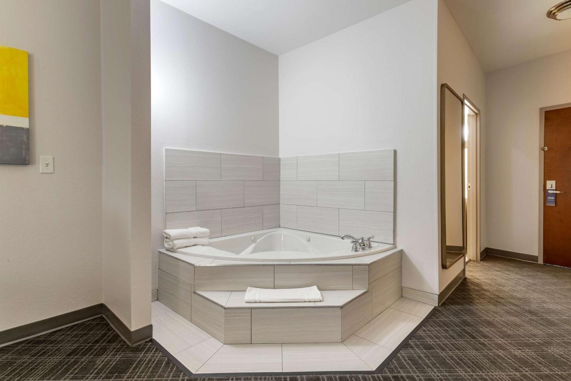 Comfort Suites Natchitoches Ngoại thất bức ảnh